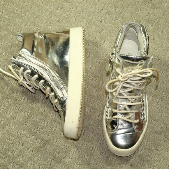 Size 7 / 37 - Giuseppe Zanotti Silver Patent Double Zip High Top Winged Sneakers - Picture 1 of 7